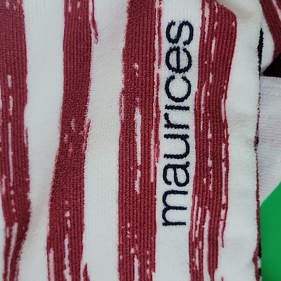 Maurices American flag beach towel bag. - Picture 8 of 12